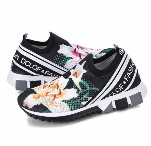 Super trendy and comfortable women's sneakers